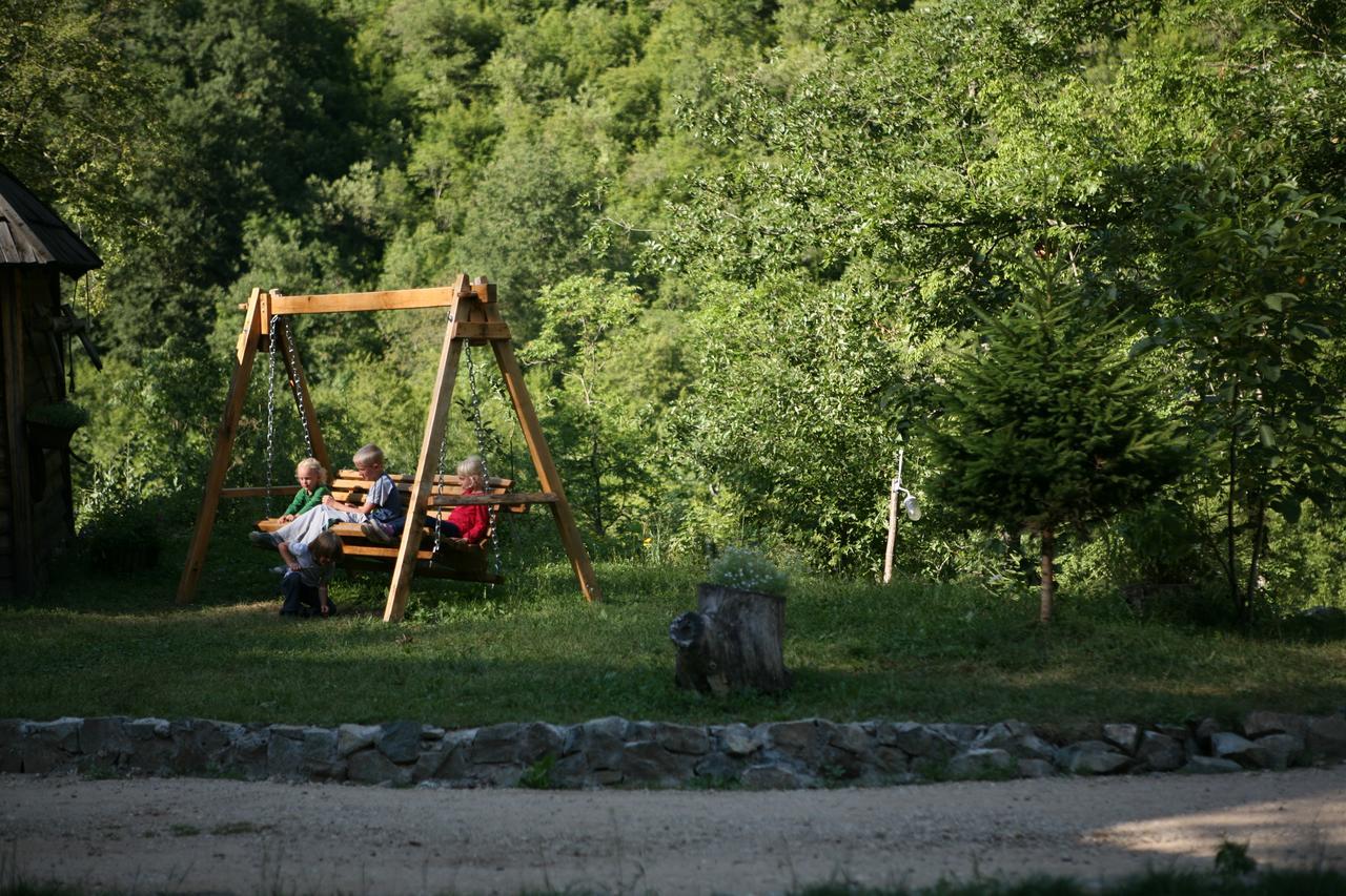 Grab Ethno Village And Camp Scepan-Polje Exterior foto